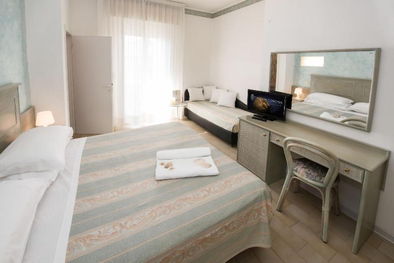 Hotel Cristina Corona Cattolica Esterno foto