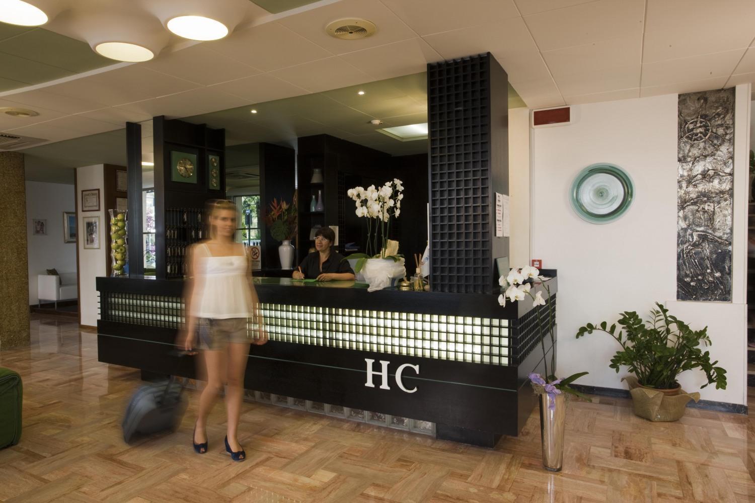 Hotel Cristina Corona Cattolica Esterno foto